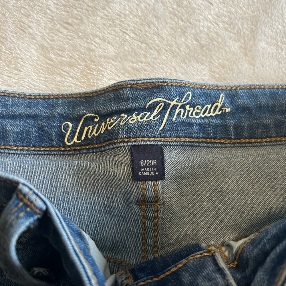 Universal Thread High Rise Skinny Light Wash Jeans - Picture 4 of 7